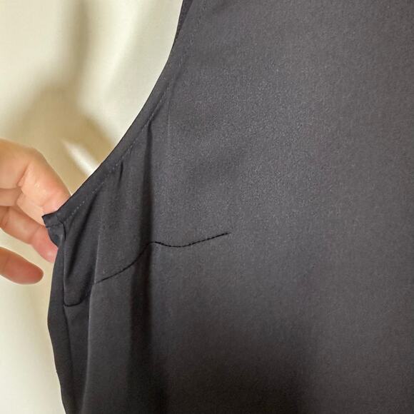 Theory Nicella Modern Black Silk Split Peplum Sleeveless Top M‎ Minimalist Work - Picture 9 of 11
